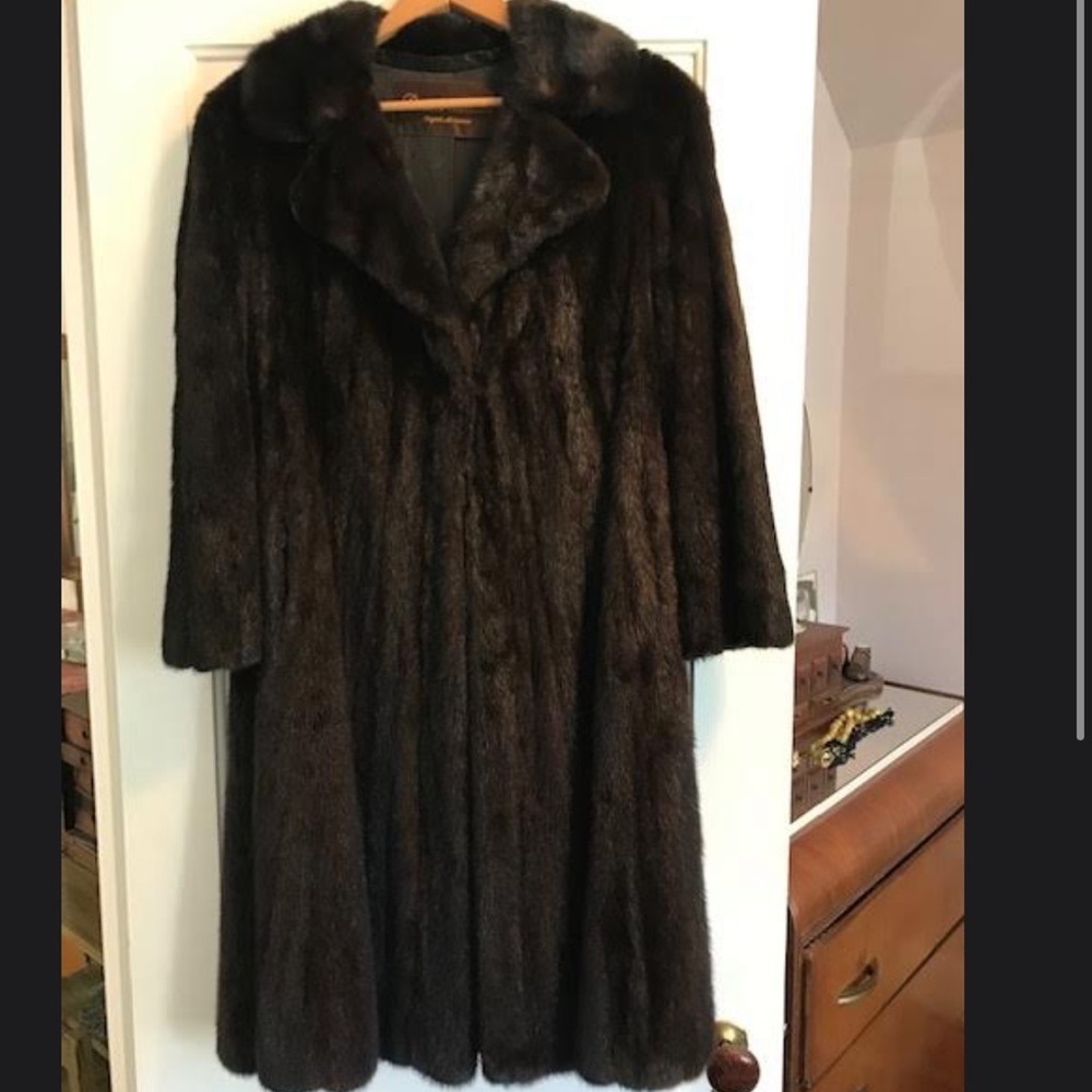 Arnold Constable Fifth Ave Dark Brown Fur Coat